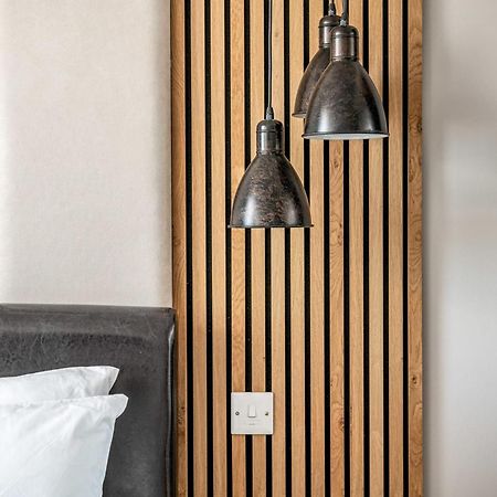 Canary Wharf Retreat With Free Secure Parking London Bagian luar foto