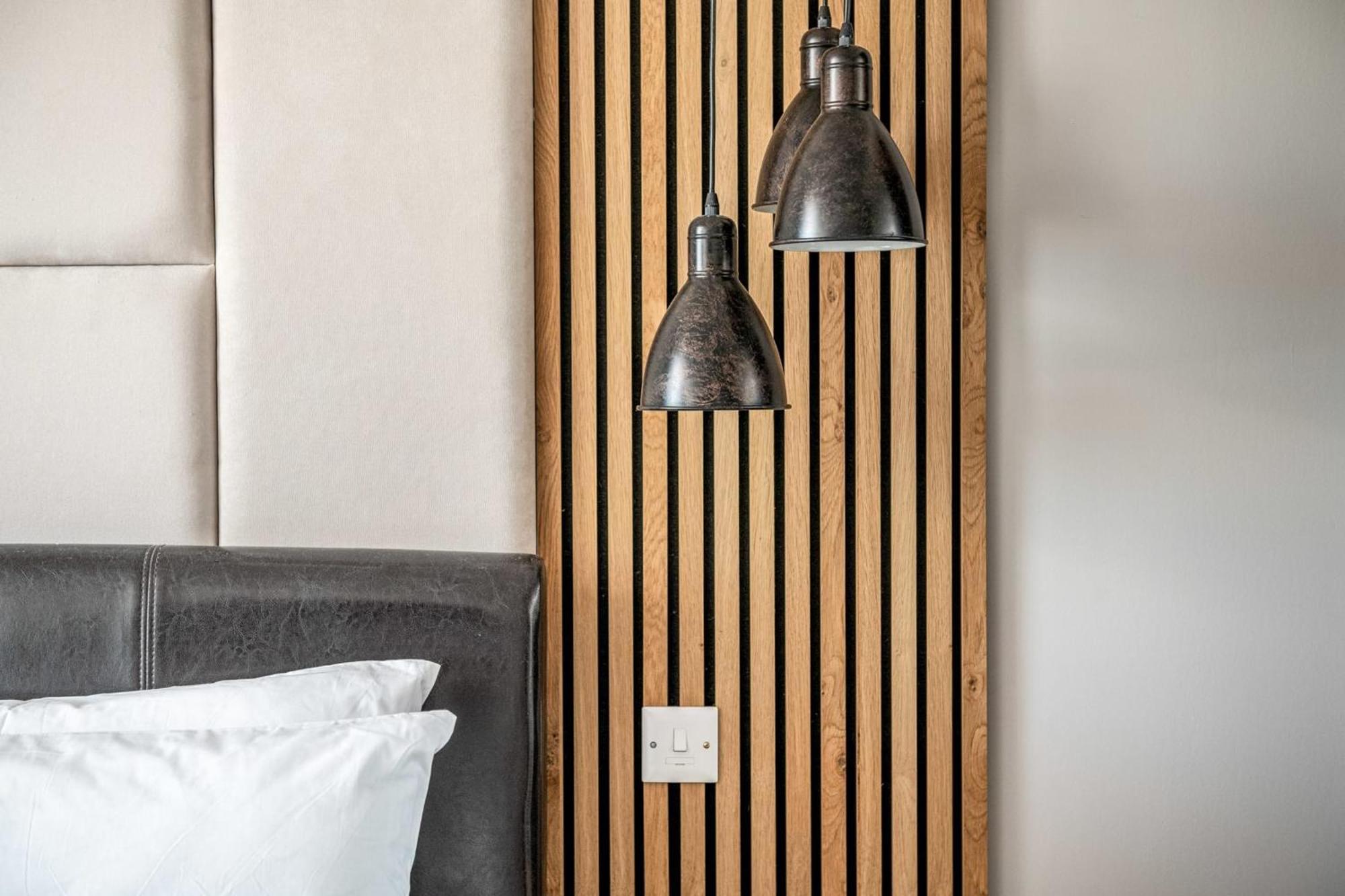 Canary Wharf Retreat With Free Secure Parking London Bagian luar foto