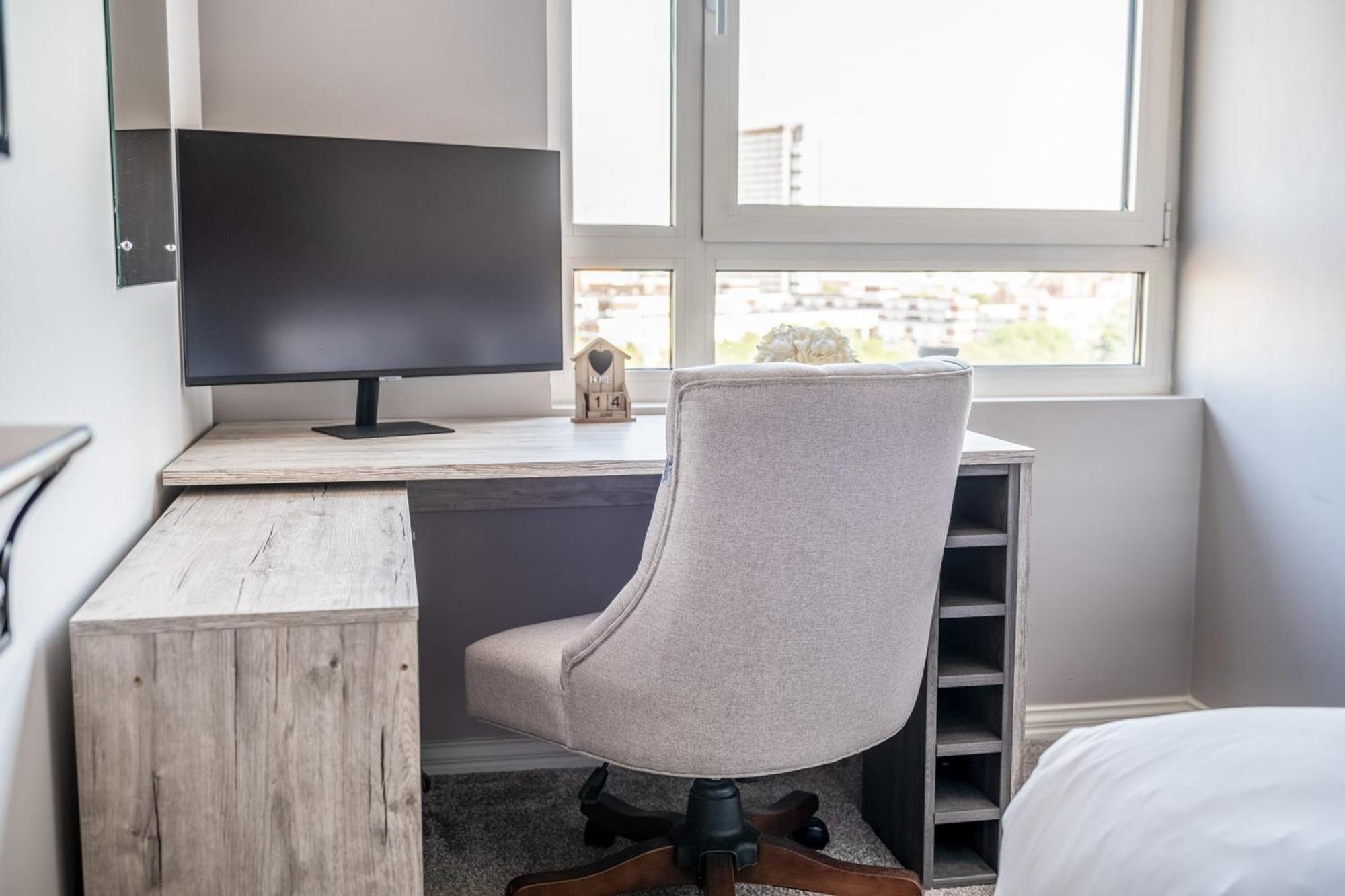 Canary Wharf Retreat With Free Secure Parking London Bagian luar foto
