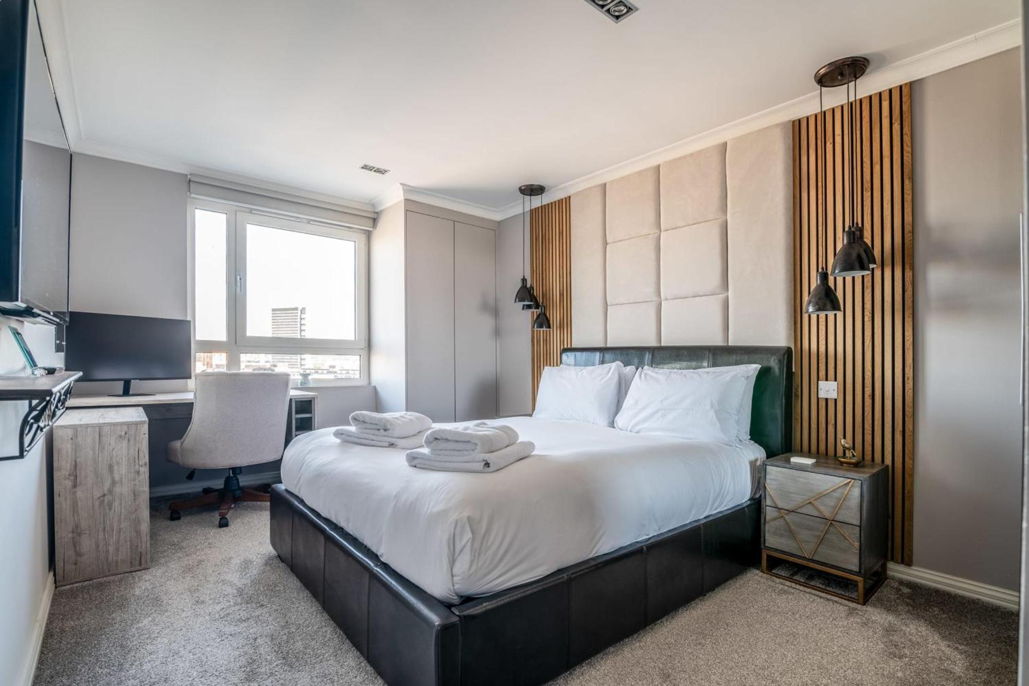 Canary Wharf Retreat With Free Secure Parking London Bagian luar foto