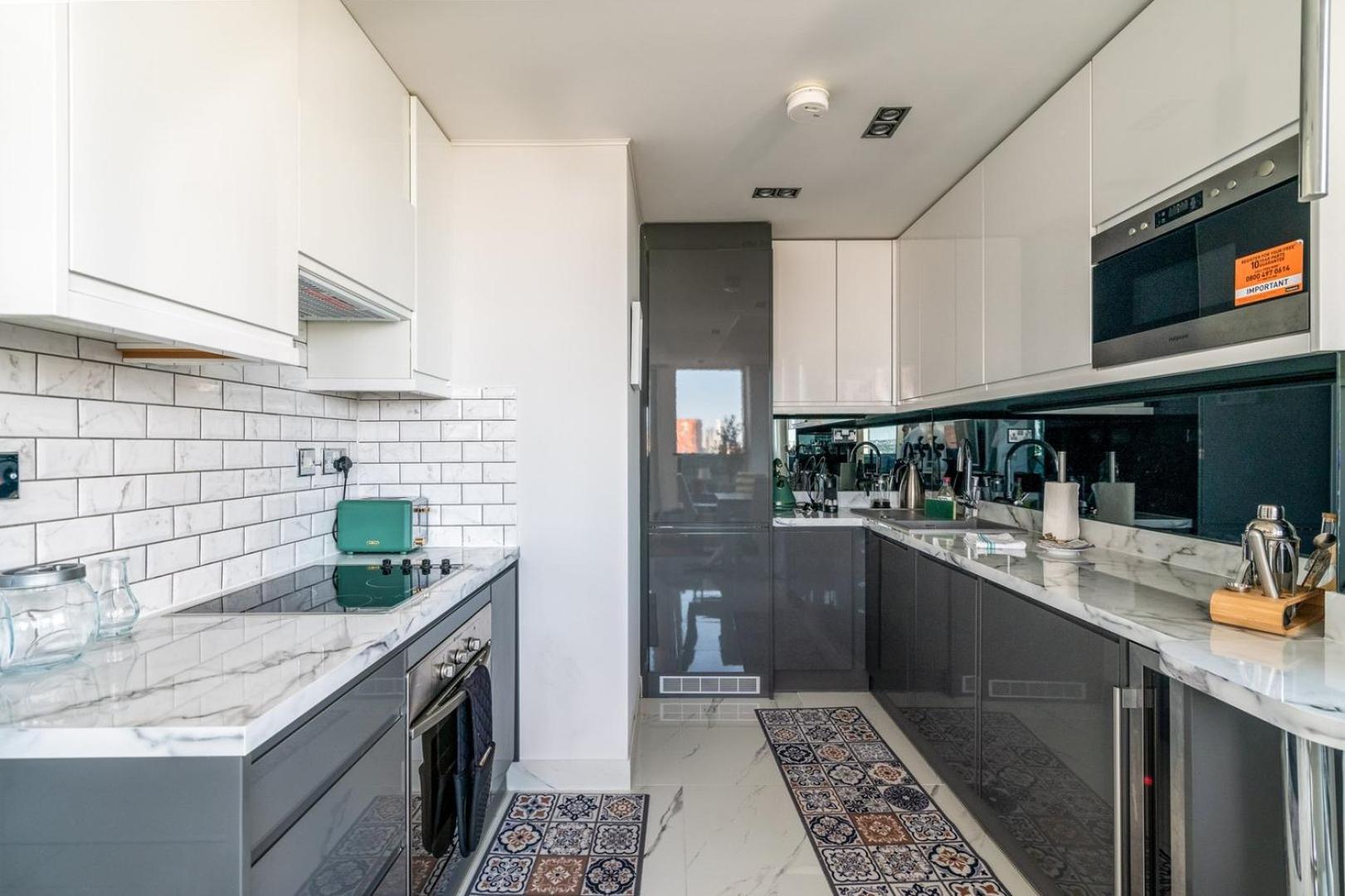 Canary Wharf Retreat With Free Secure Parking London Bagian luar foto